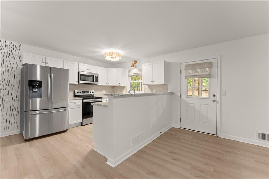 6804 Union Hill Road Canton, GA 30115 - Photo 3 of 57 Gallery Image 3