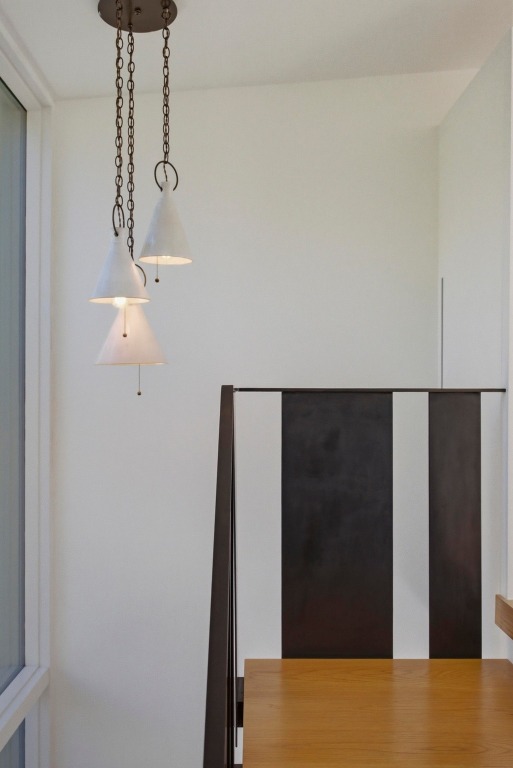 1712 West 10th Street Austin, TX 78703 - Photo 22 of 34 a bathroom with a shower