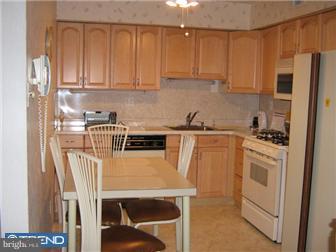 8922 Krewstown Road, Unit 312 Philadelphia, PA 19115 - Photo 2 of 12 Kitchen