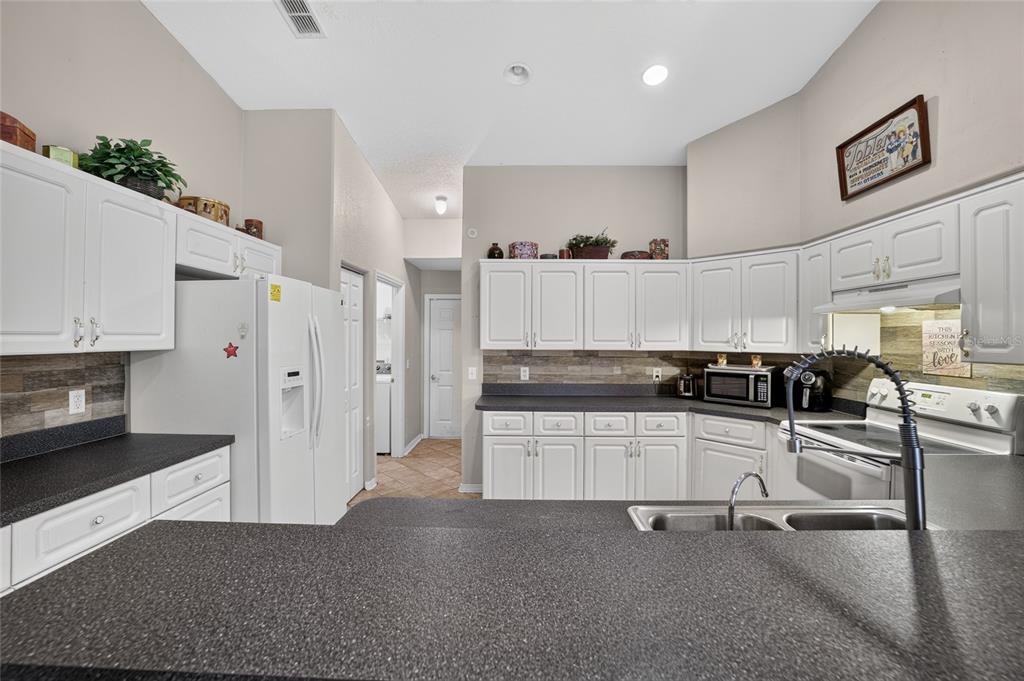 10121 Southwest 61st Terrace Road Ocala, FL 34476 - Photo 31 of 73