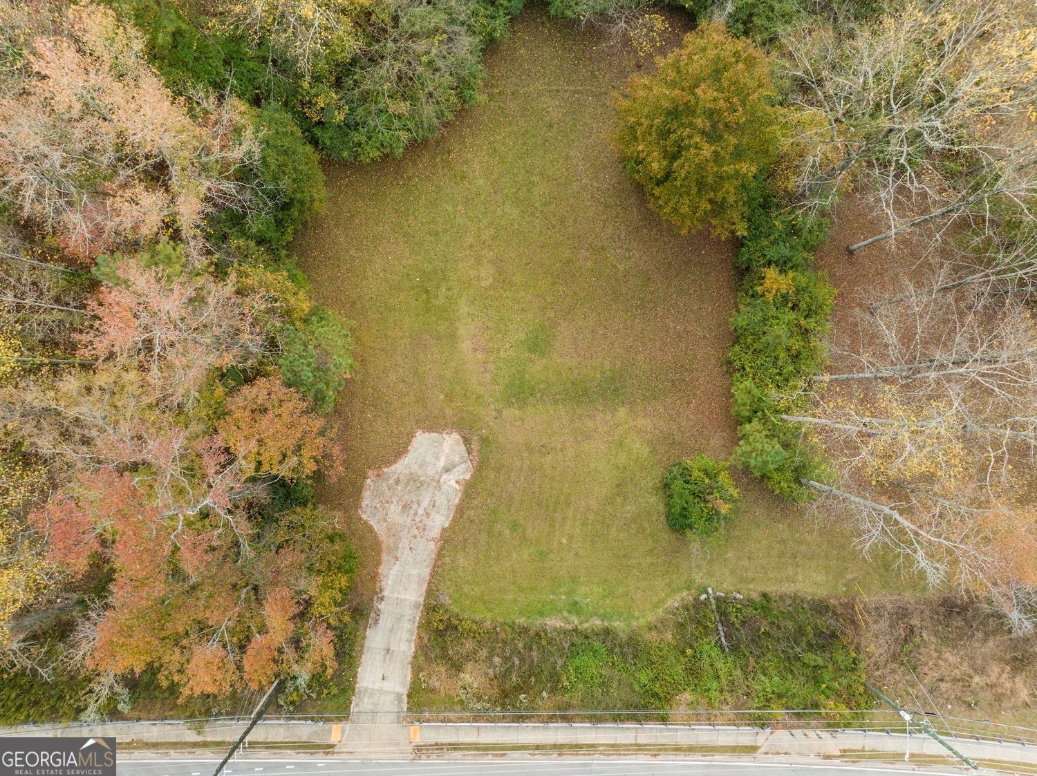 2773 River Road Ellenwood, GA 30294 - Photo 14 of 19 a bathroom with a shower