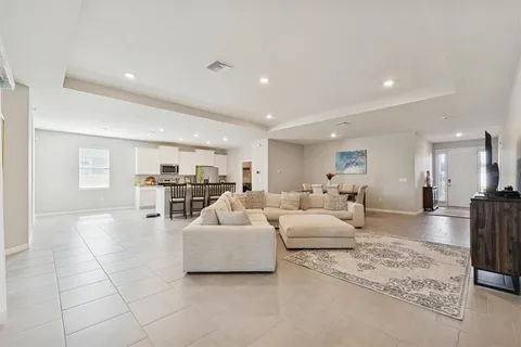 $537,500 | 10702 Laxer Cay Loop, San Antonio, FL 33576