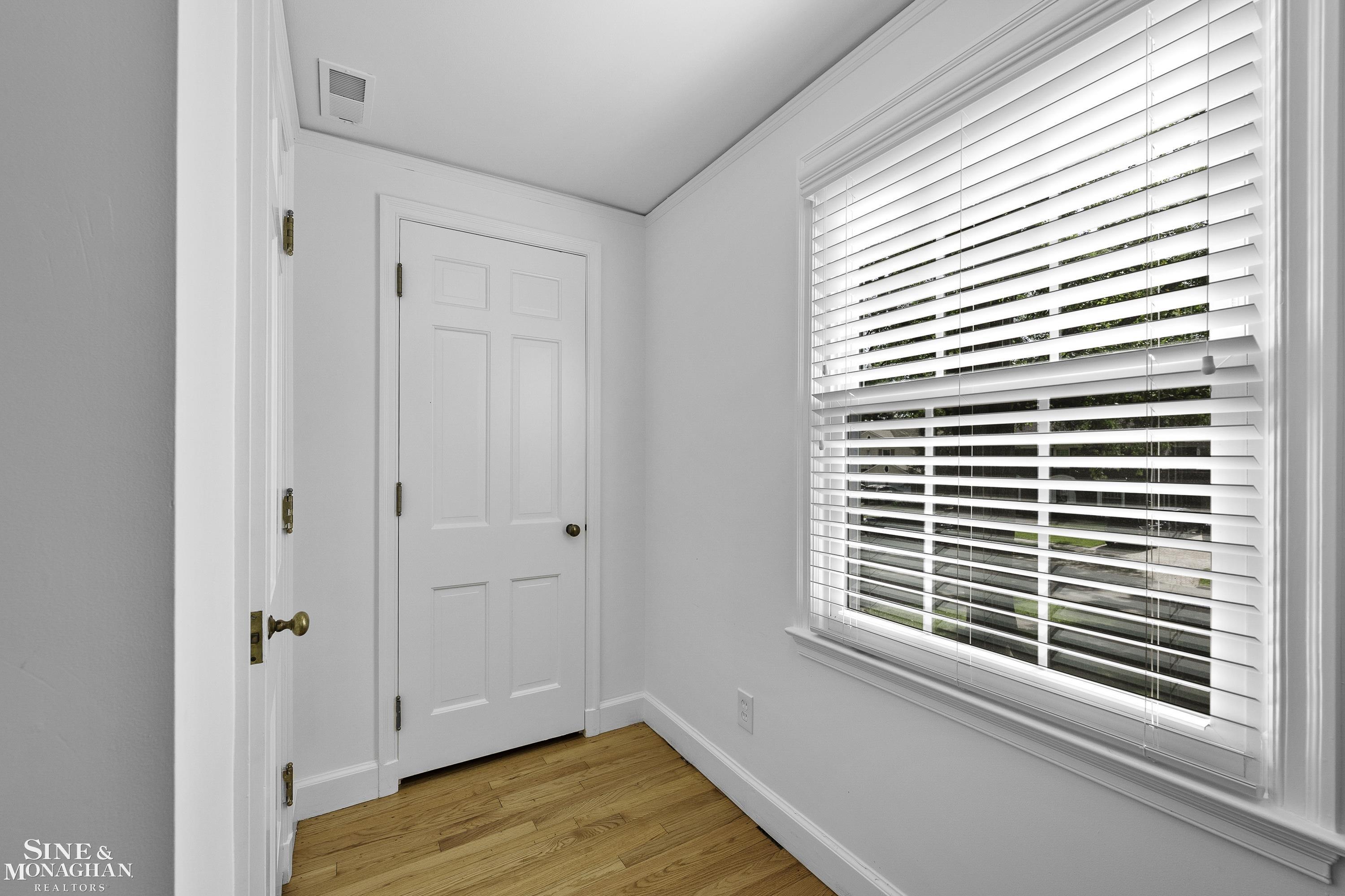328 Touraine Road Grosse Pointe, MI 48236 - Photo 30 of 54 50156202-9ac552df-b155-4c94-ba38-653c9e16fffc.JPG