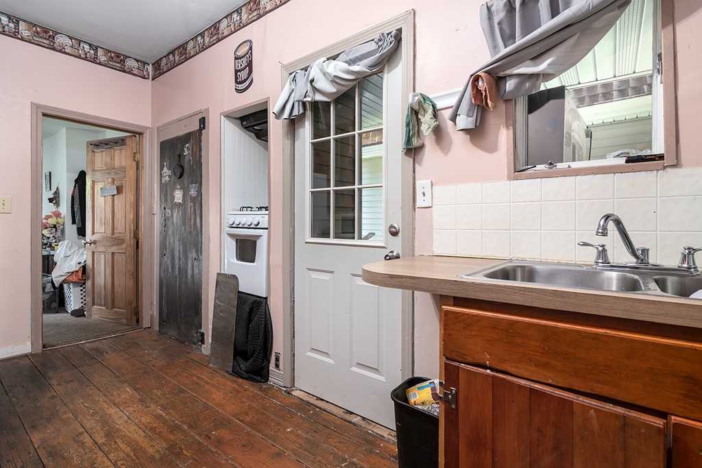 661 Washington Street Coventry, RI 02816 - Photo 20 of 41