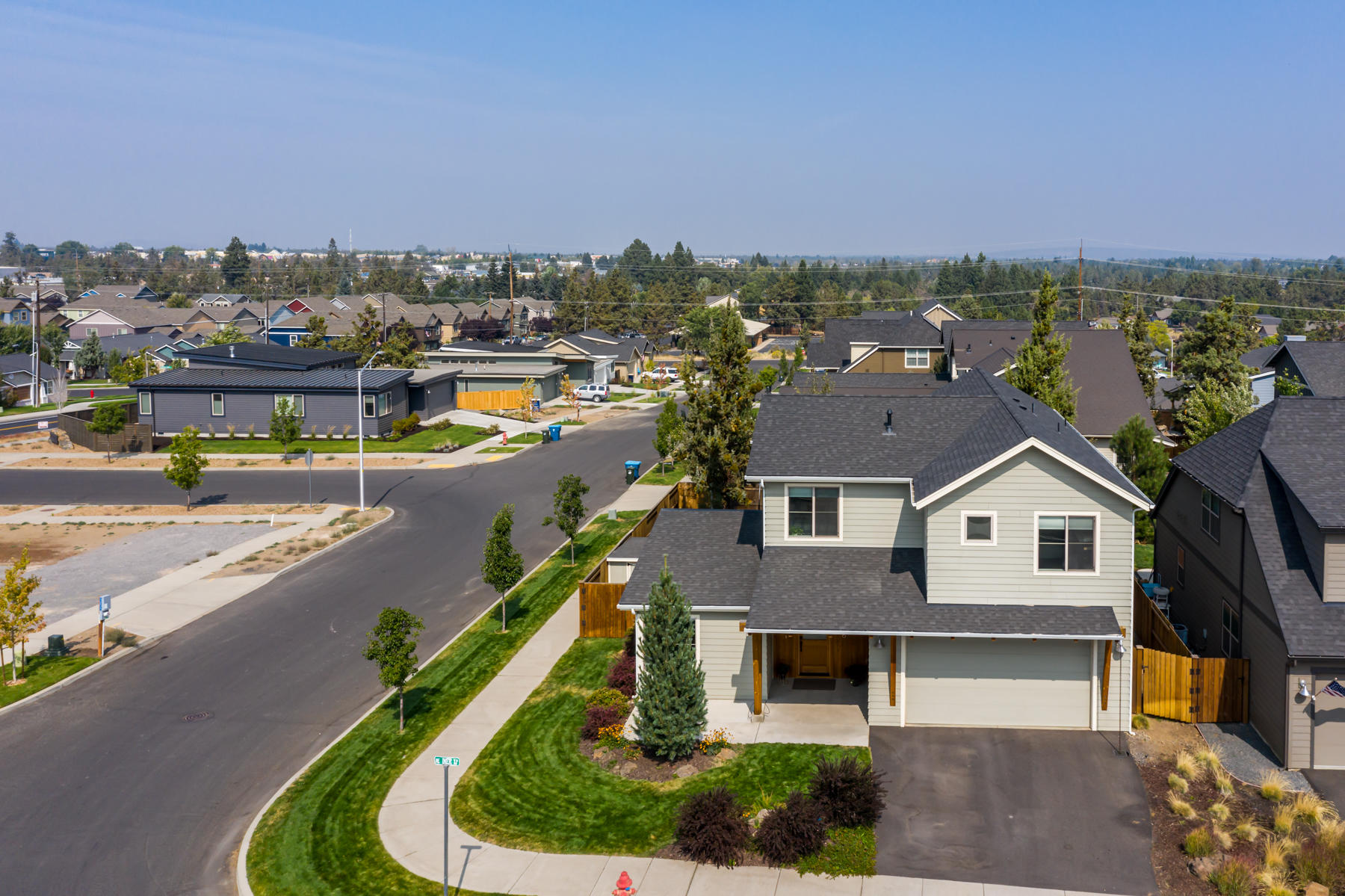 63166 Iner Loop Bend, OR 97701 - Photo 29 of 35 30