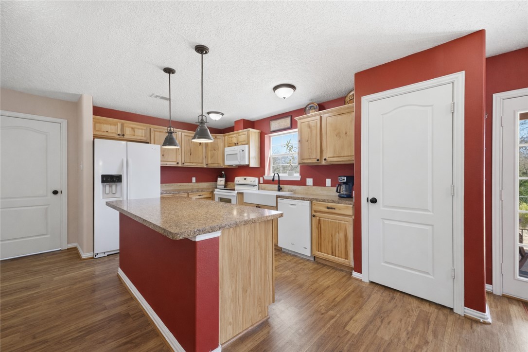 12258 Dilly Shaw Tap Road Bryan, TX 77808 - Photo 5 of 30