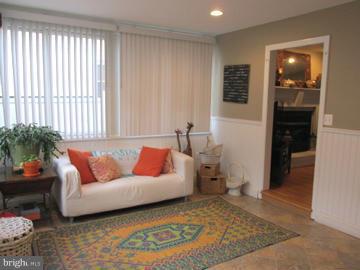 129 Farragut Road Annapolis, MD 21401 - Photo 11 of 30 Interior (General)