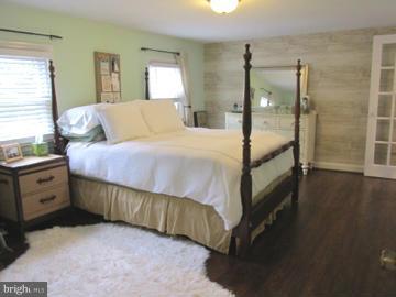 129 Farragut Road Annapolis, MD 21401 - Photo 24 of 30 Bedroom (Master)