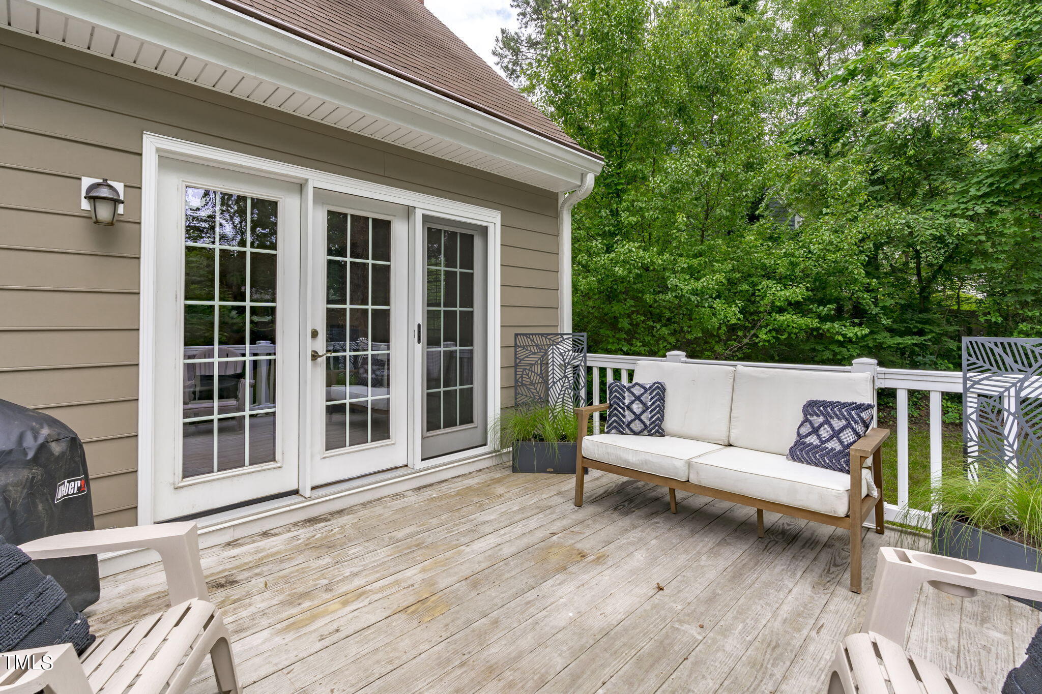 5701 Setter Circle Raleigh, NC 27609 - Photo 33 of 39 PRIVATE BACK DECK