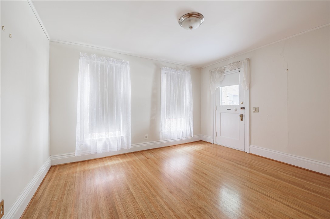 113 Cypress Street Rochester, NY 14620 - Photo 13 of 23