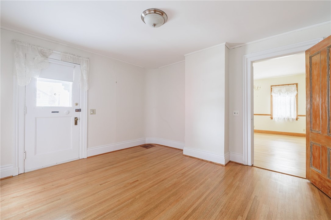 113 Cypress Street Rochester, NY 14620 - Photo 14 of 23