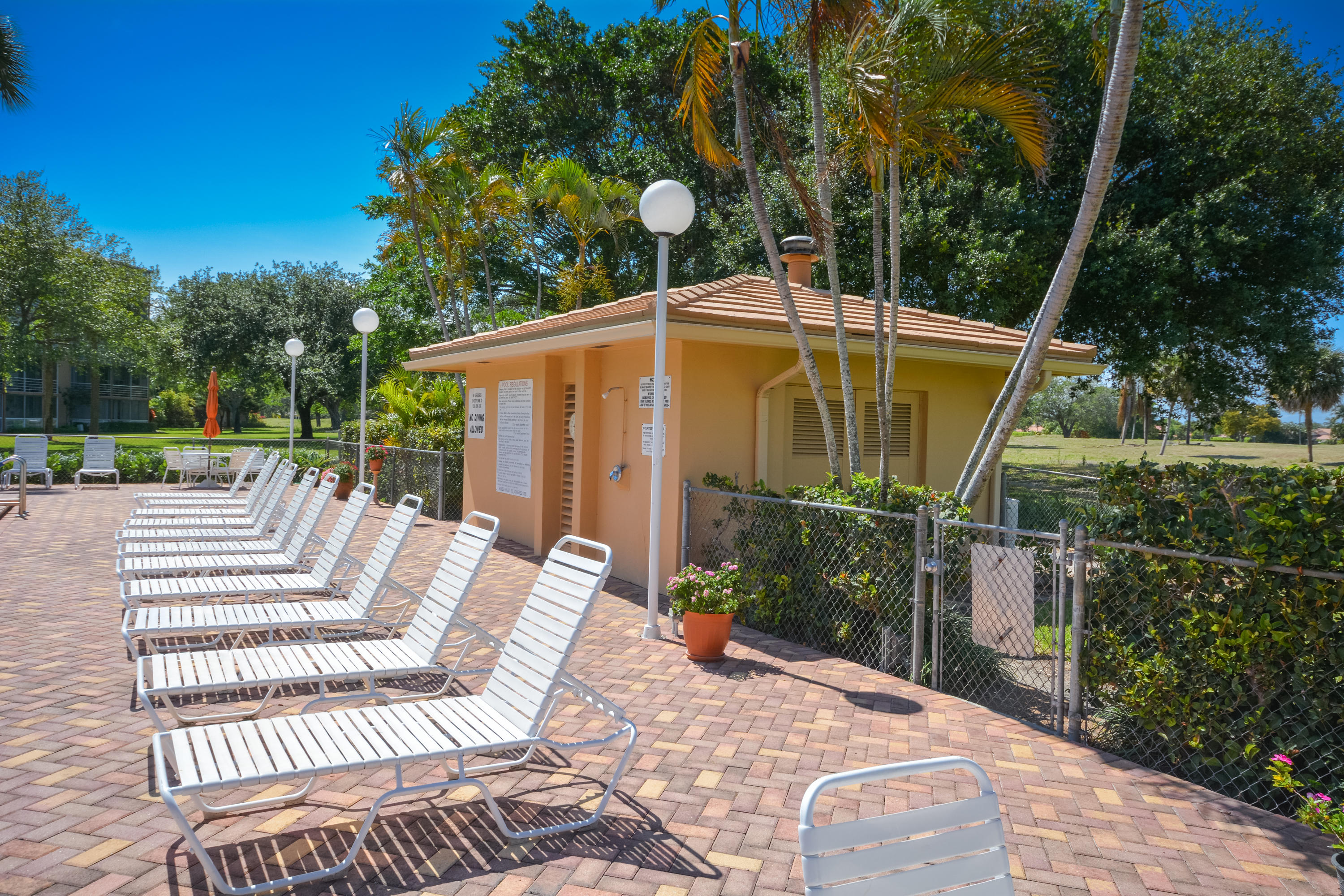 5301 Northwest 2nd Avenue, Unit 408 Boca Raton, FL 33487 - Photo 24 of 27 pool cabana