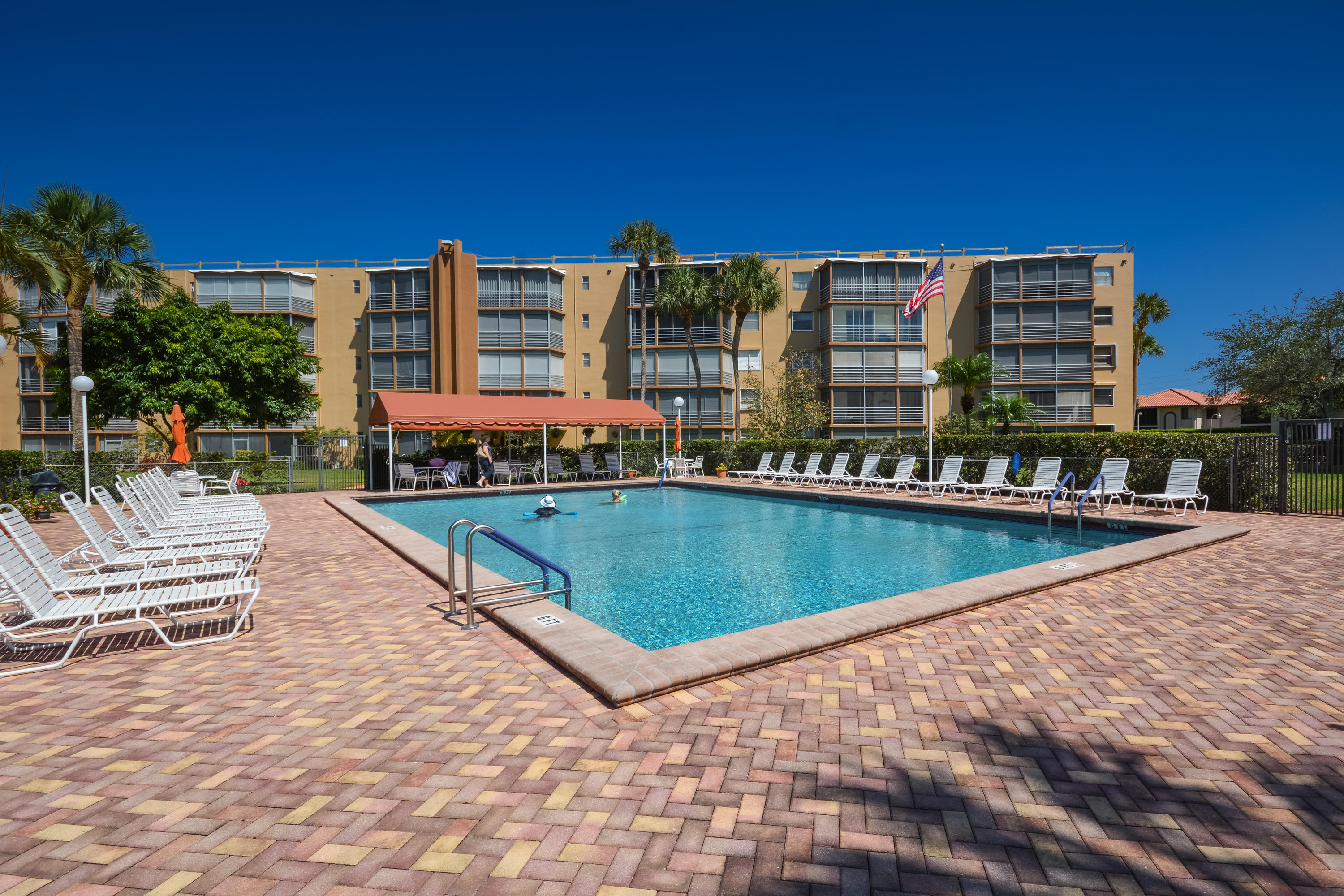 5301 Northwest 2nd Avenue, Unit 408 Boca Raton, FL 33487 - Photo 26 of 27 pool area