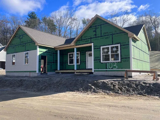 $724,900 | 103 Seaverns Bridge Road, Merrimack, NH 03054