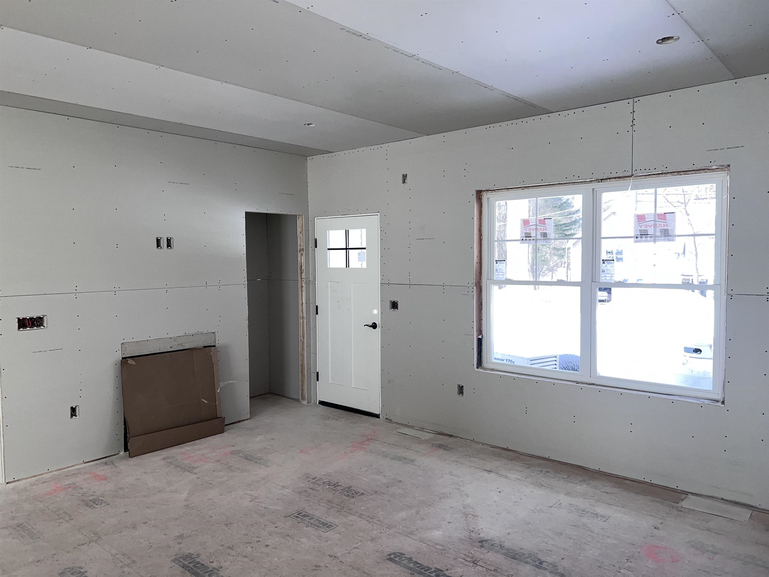 103 Seaverns Bridge Road Merrimack, NH 03054 - Photo 5 of 17