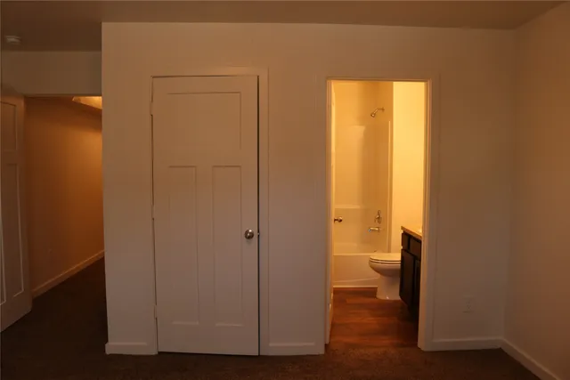 $1,820 | 10535 Mills Road, Unit 7B, Houston, TX 77070