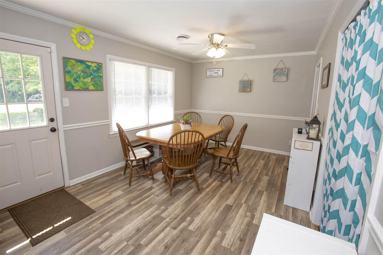 811 Lynn Road Durham, NC 27703 - Photo 9 of 18 Dining Area w/plenty of space
