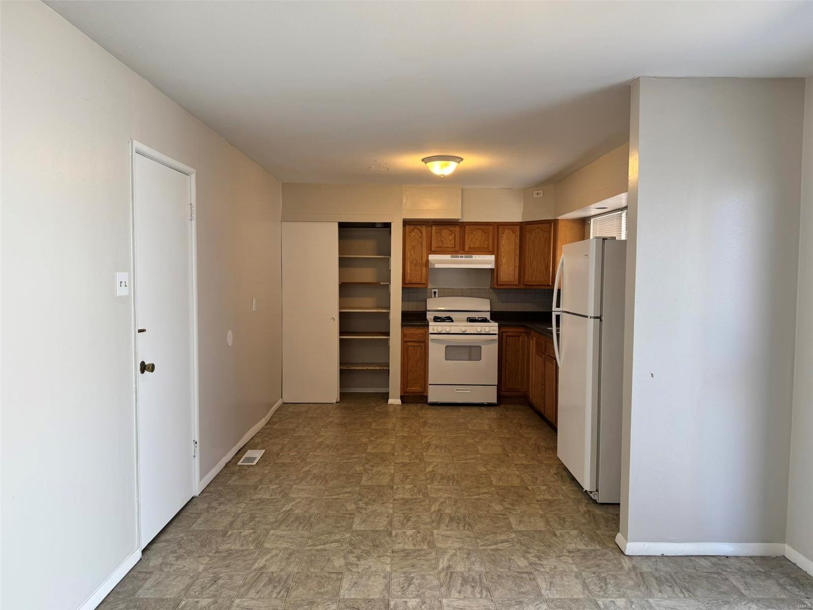 6711 Howdershell Road Hazelwood, MO 63042 - Photo 14 of 37 Gallery Image 14