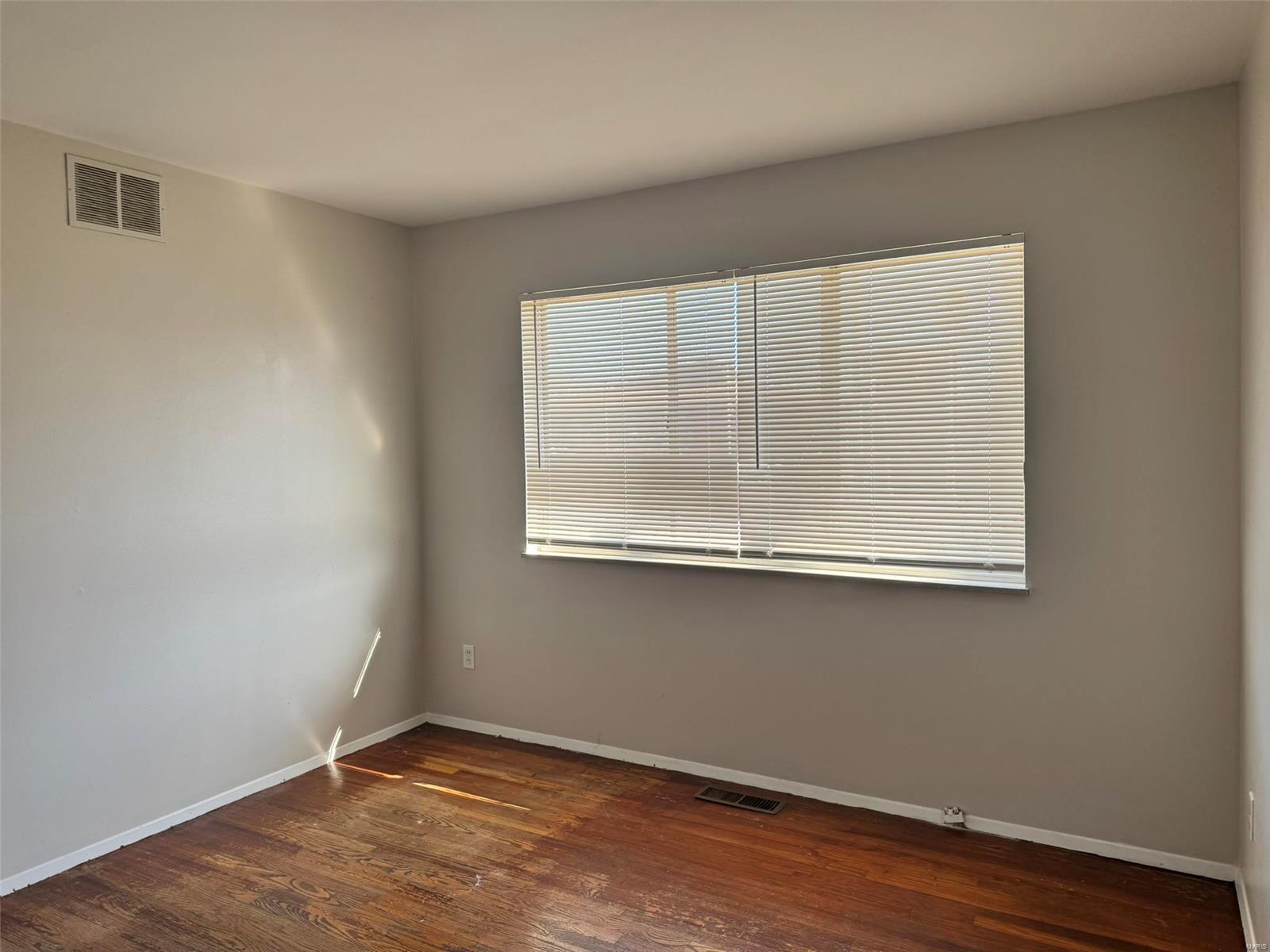 6711 Howdershell Road Hazelwood, MO 63042 - Photo 26 of 37 Gallery Image 26