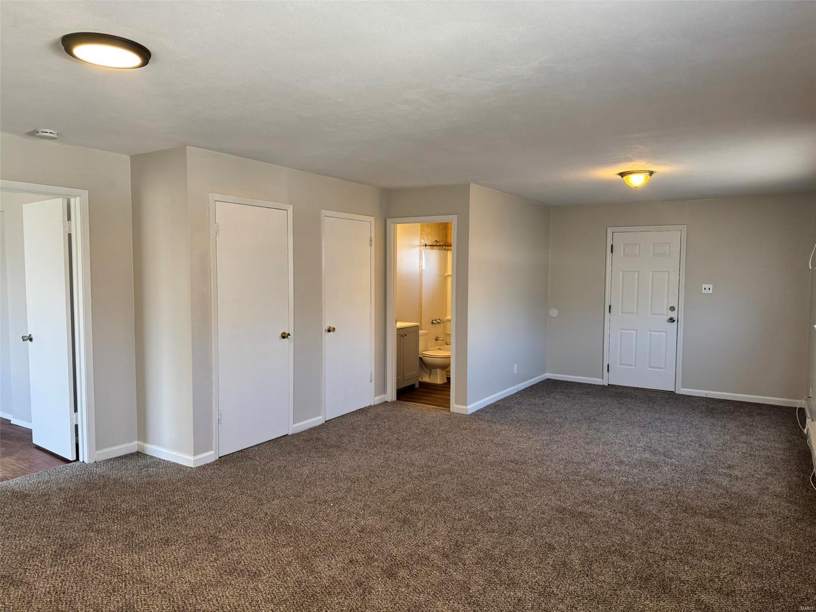 6711 Howdershell Road Hazelwood, MO 63042 - Photo 30 of 37 Gallery Image 30