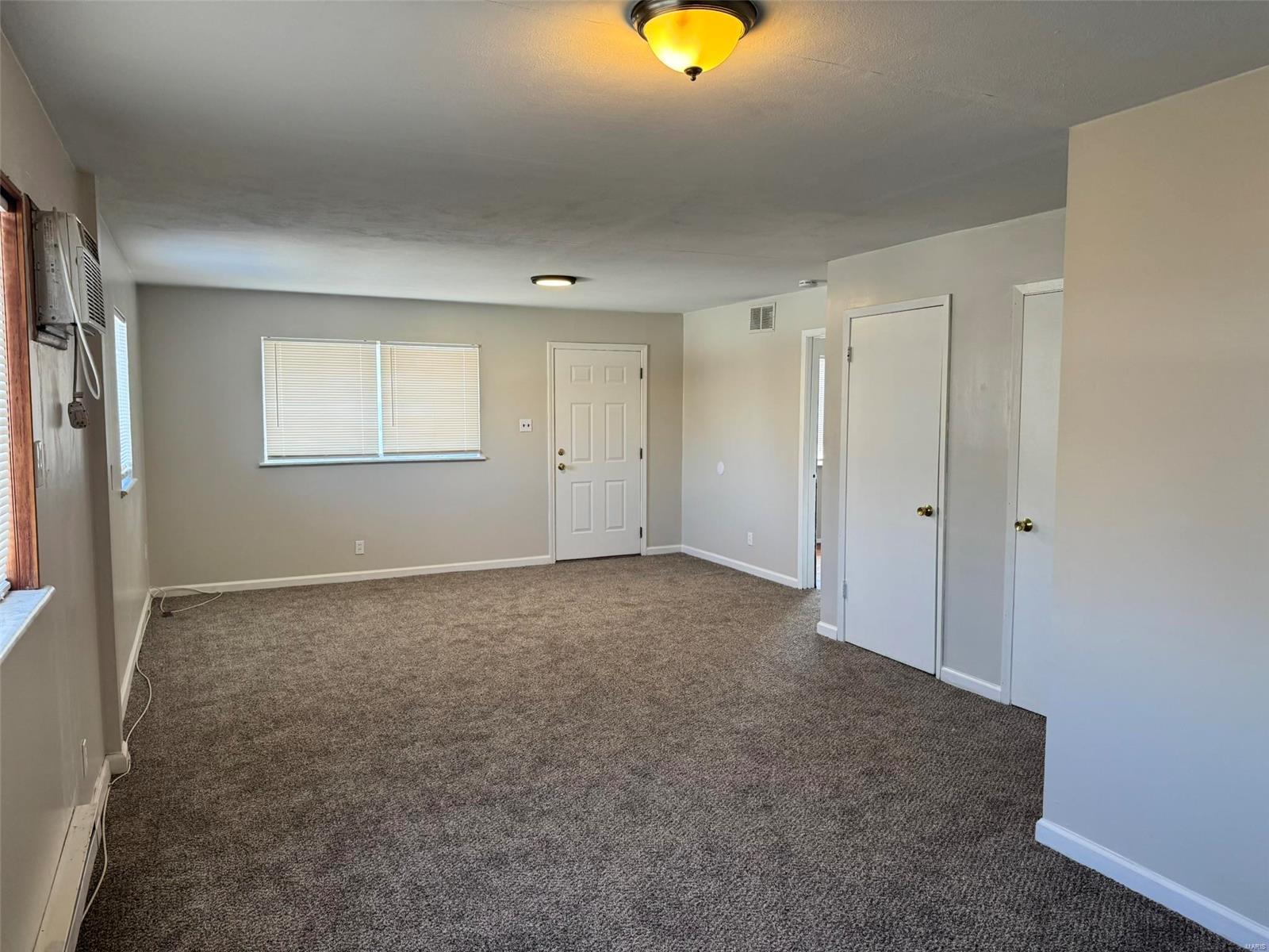 6711 Howdershell Road Hazelwood, MO 63042 - Photo 32 of 37 Gallery Image 32