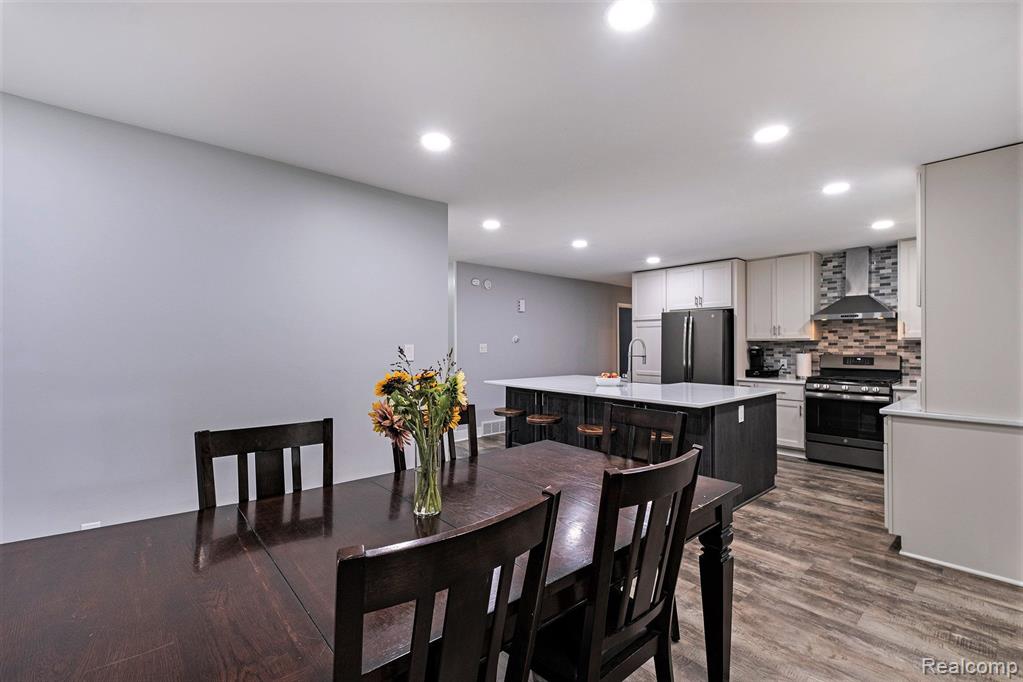15198 Linden Road Linden, MI 48451 - Photo 10 of 35 Gallery Image 10