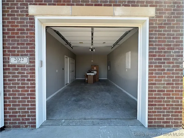 $2,110 | 2022 Greentree Boulevard, Clarksville, IN 47129