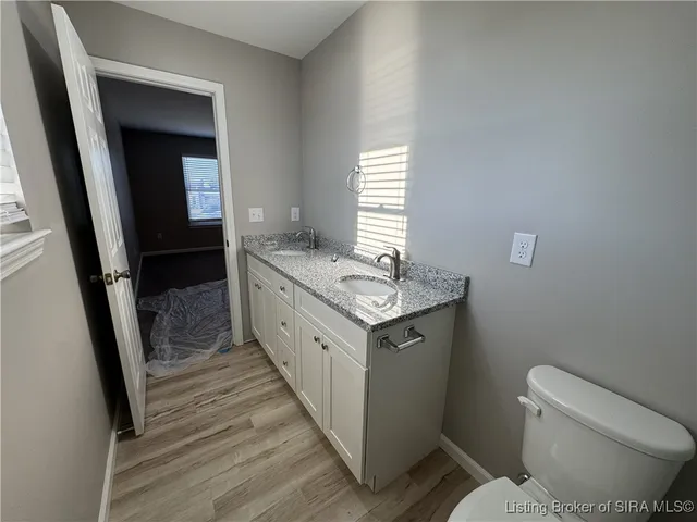 $2,110 | 2022 Greentree Boulevard, Clarksville, IN 47129