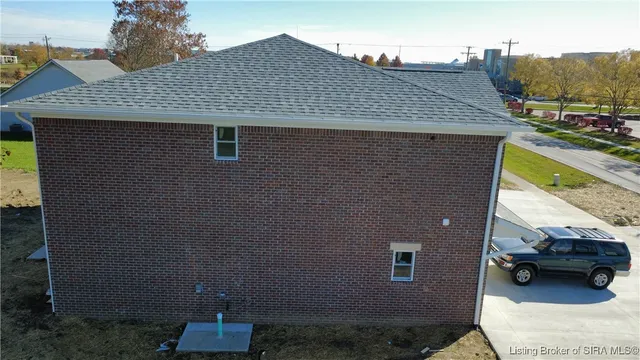 $2,110 | 2022 Greentree Boulevard, Clarksville, IN 47129