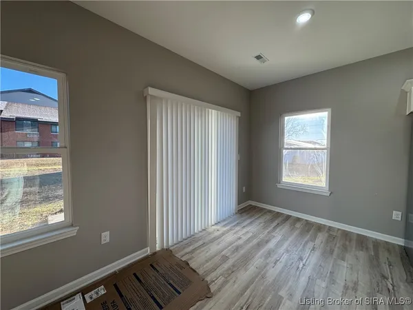 $2,110 | 2022 Greentree Boulevard, Clarksville, IN 47129