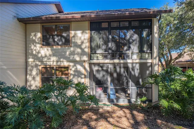 a view of entryway with a tree