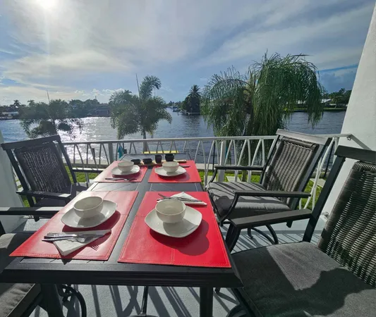 $4,200 | 505 North Riverside Drive, Unit 12A, Pompano Beach, FL 33062