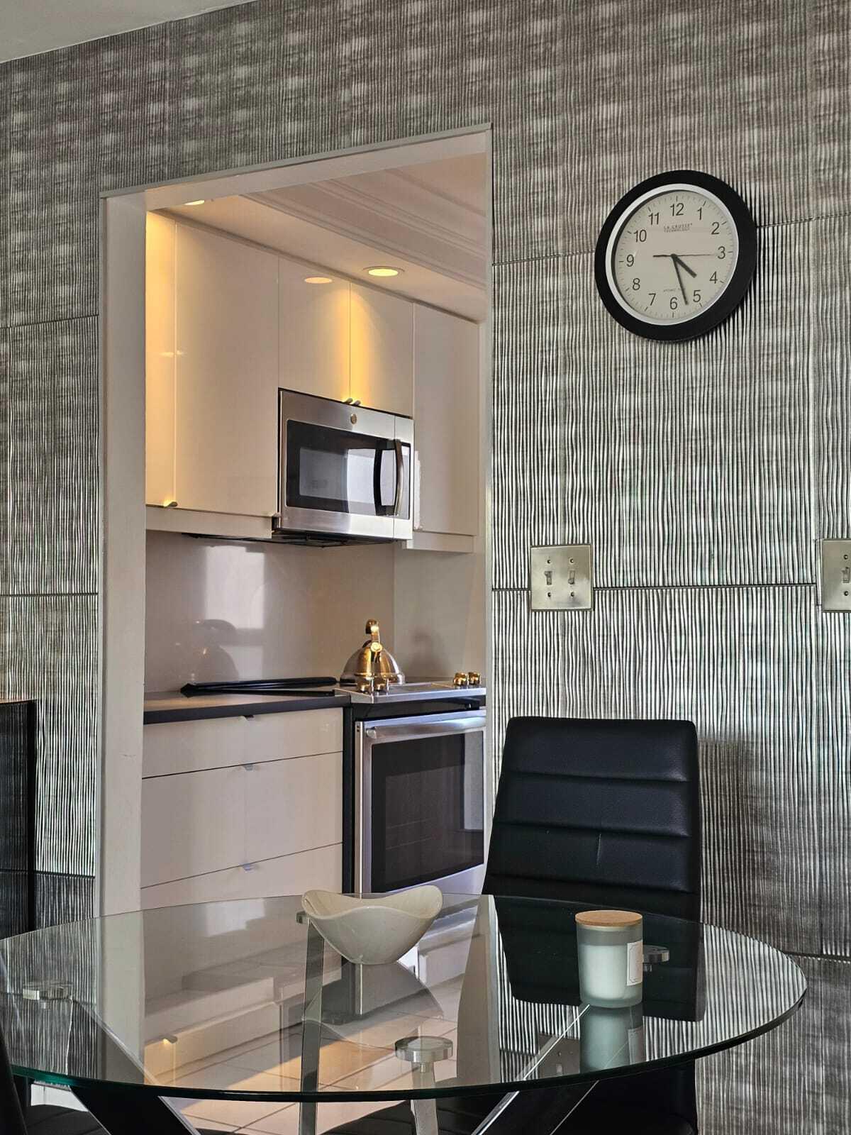 505 North Riverside Drive, Unit 12A Pompano Beach, FL 33062 - Photo 6 of 14 Dining Room