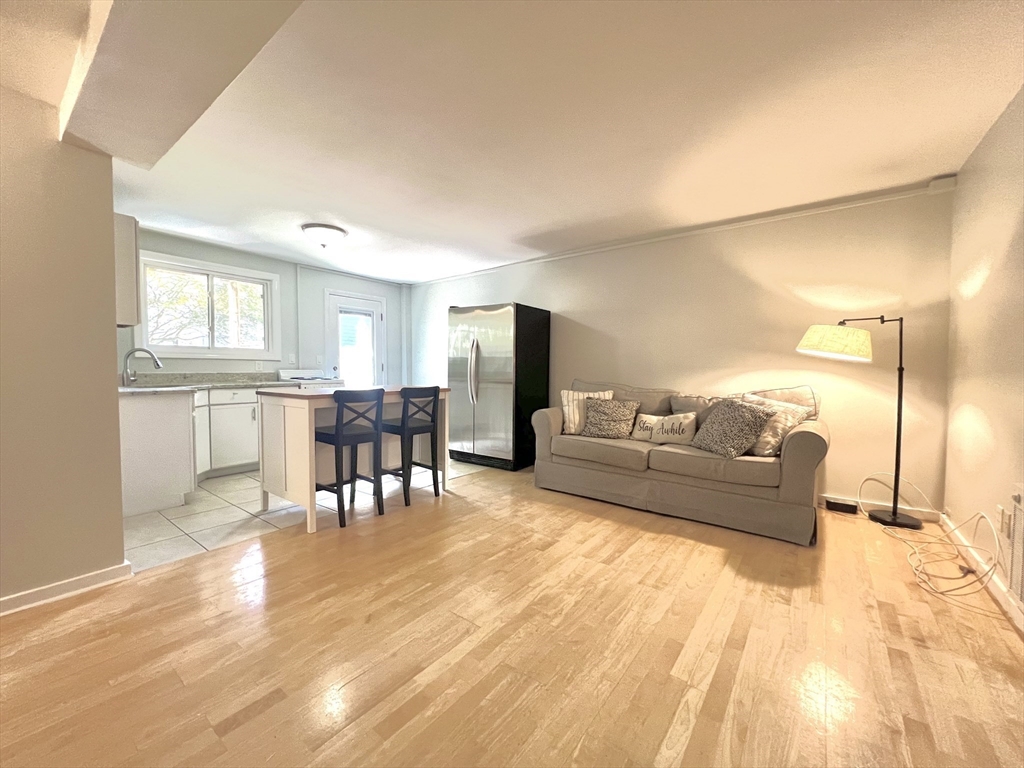 8 Wall Street, Unit 1 Boston, MA 02129 - Photo 2 of 15