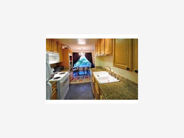 99 East Middlefield Road, Unit 25 Mountain View, CA 94043 - Photo 3 of 7 Gallery Image 3