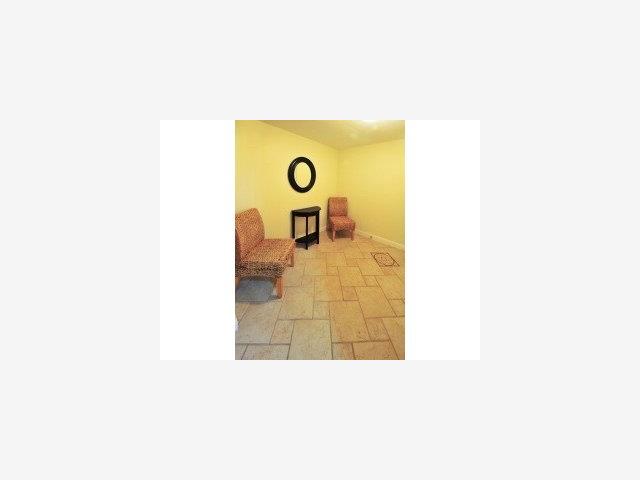 99 East Middlefield Road, Unit 25 Mountain View, CA 94043 - Photo 6 of 7 Gallery Image 6
