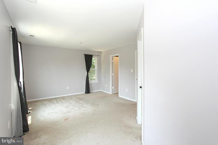 20200 Harbor Tree Road Gaithersburg, MD 20886 - Photo 16 of 30 Interior (General)