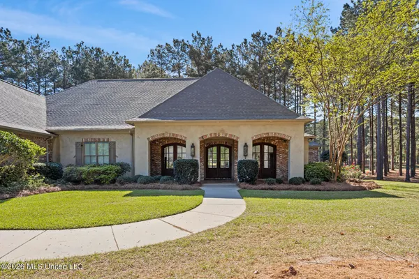 $945,000 | 105 Livingston Drive, Madison, MS 39110