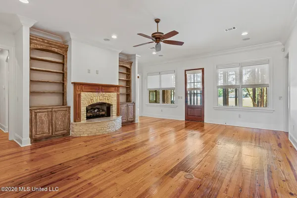 $945,000 | 105 Livingston Drive, Madison, MS 39110