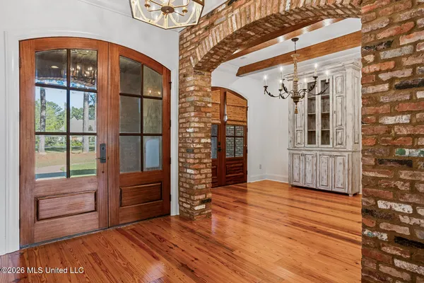 $945,000 | 105 Livingston Drive, Madison, MS 39110