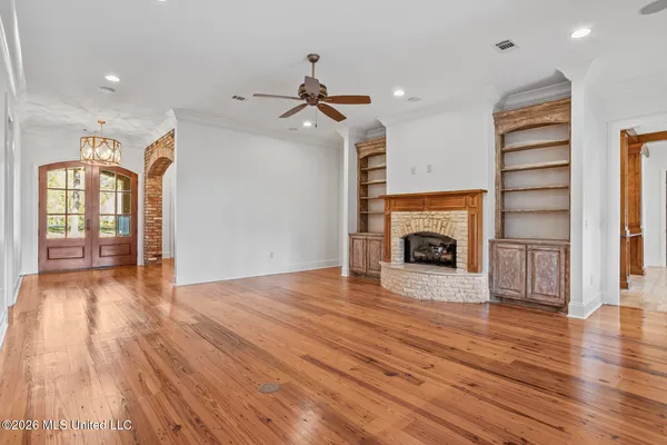 $945,000 | 105 Livingston Drive, Madison, MS 39110