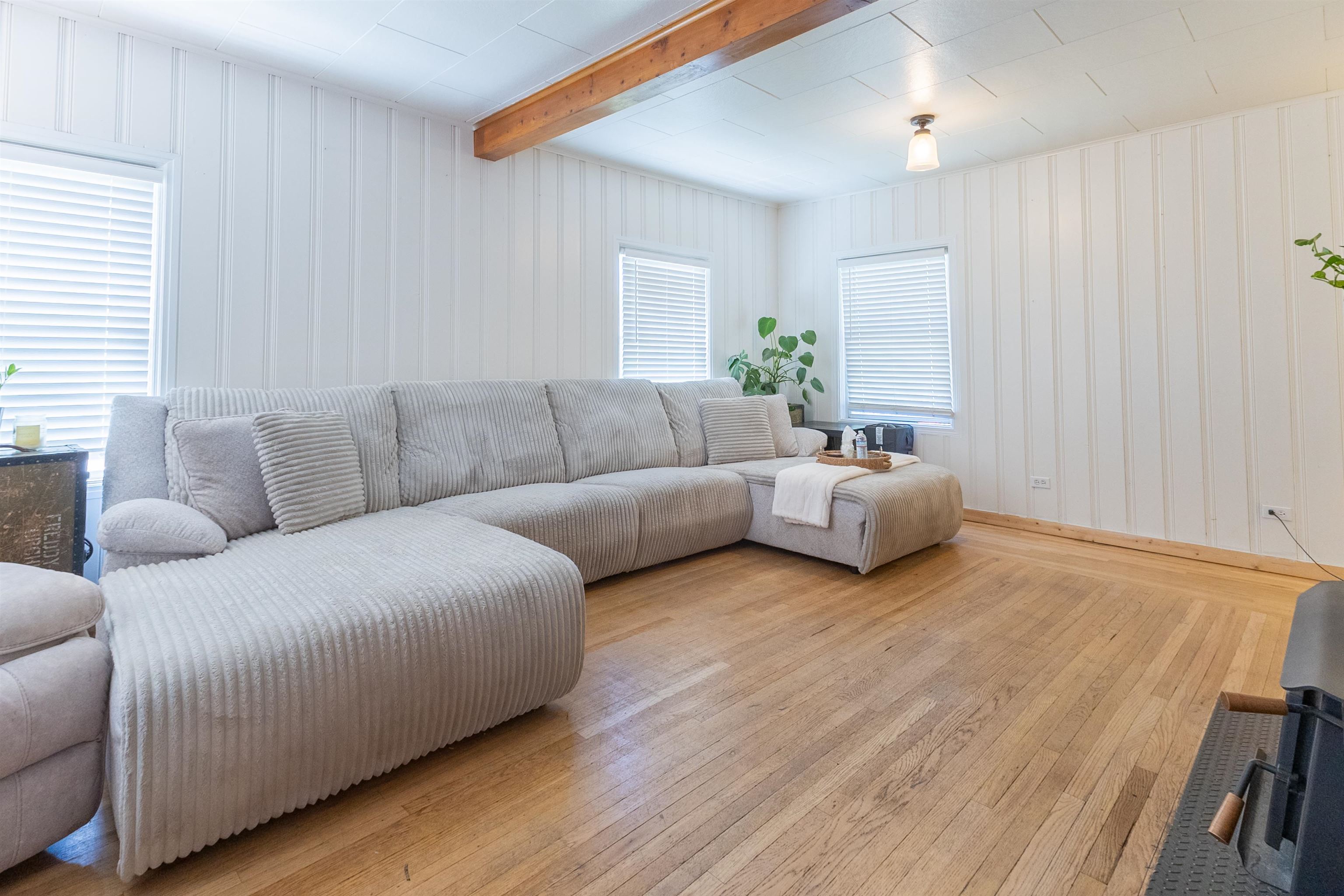 455 North Roop Street Susanville, CA 96130 - Photo 4 of 43