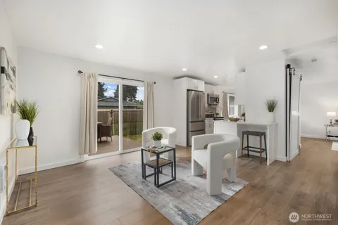$425,000 | 11829 Southeast 318th Place, Auburn, WA 98092