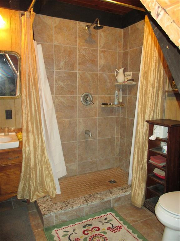 742 Village Run Road Boswell, PA 15531 - Photo 13 of 19 Large walk -in shower in Master Bath