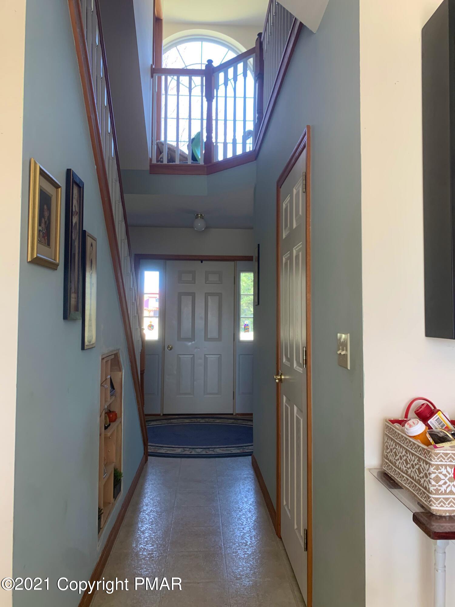 118 Legion Road Gilbert, PA 18331 - Photo 12 of 25 IMG_2126