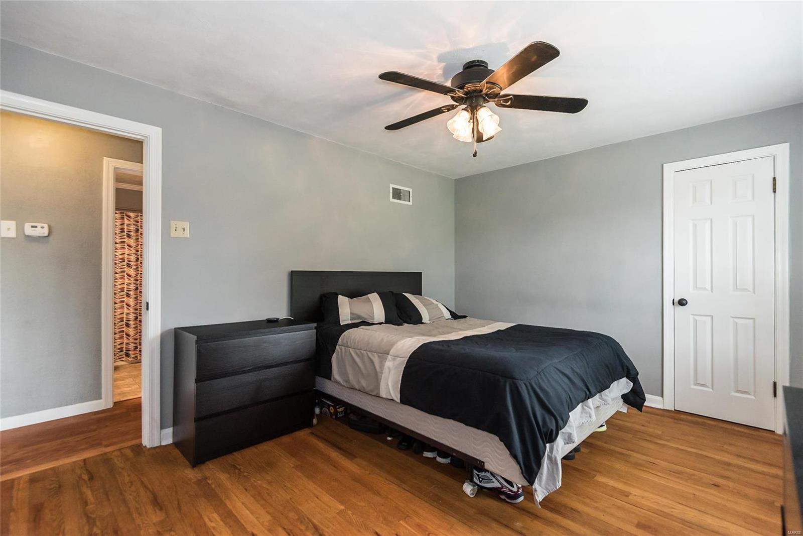 3737 Weber Road St. Louis, MO 63125 - Photo 9 of 19 Gallery Image 9