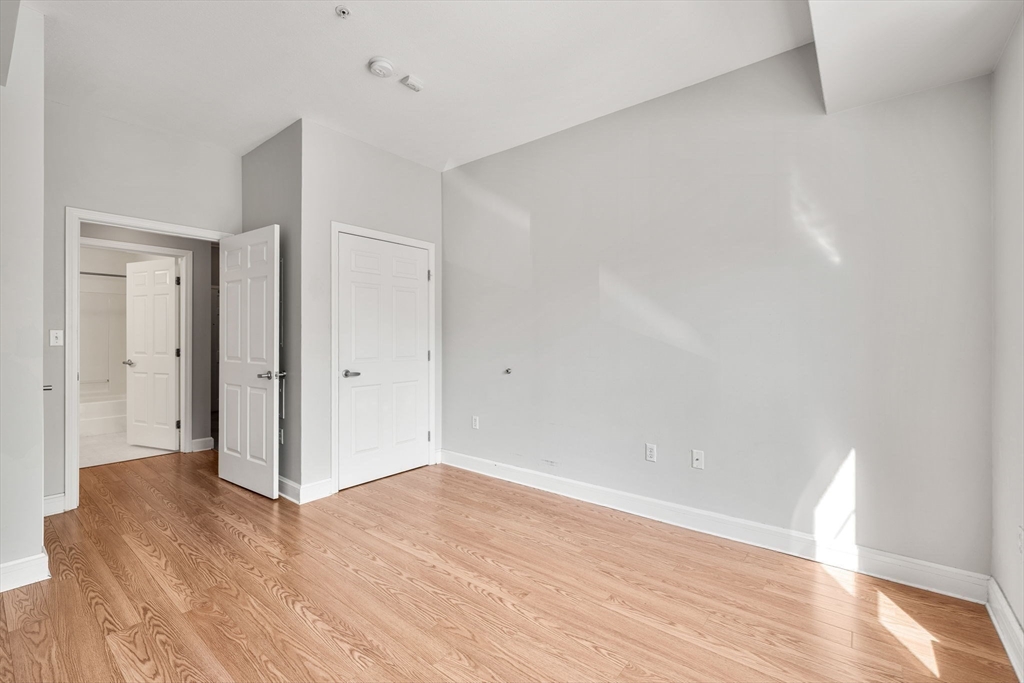 38 Village Road, Unit 202 Middleton, MA 01949 - Photo 14 of 42 Gallery Image 14
