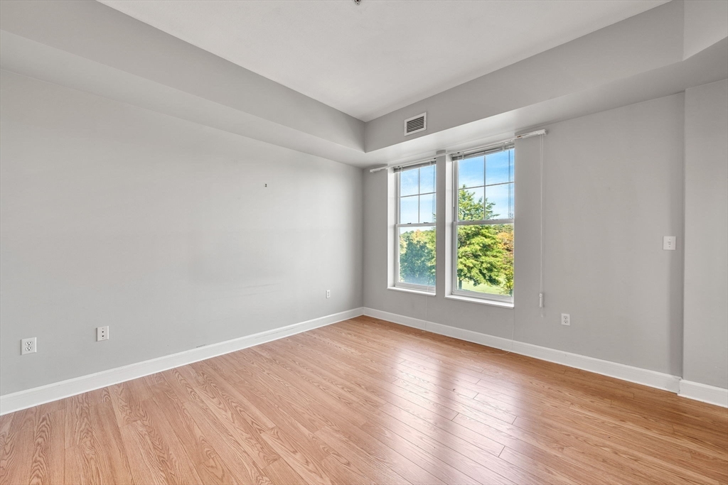 38 Village Road, Unit 202 Middleton, MA 01949 - Photo 17 of 42 Gallery Image 17