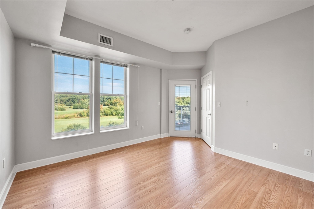 38 Village Road, Unit 202 Middleton, MA 01949 - Photo 19 of 42 Gallery Image 19