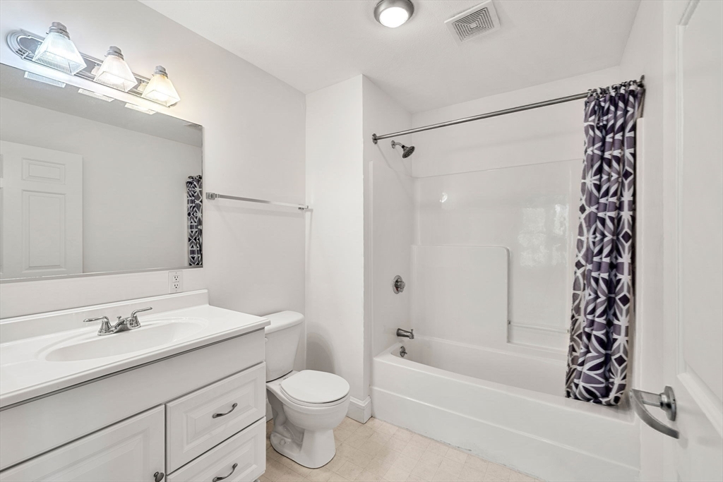38 Village Road, Unit 202 Middleton, MA 01949 - Photo 22 of 42 Gallery Image 22